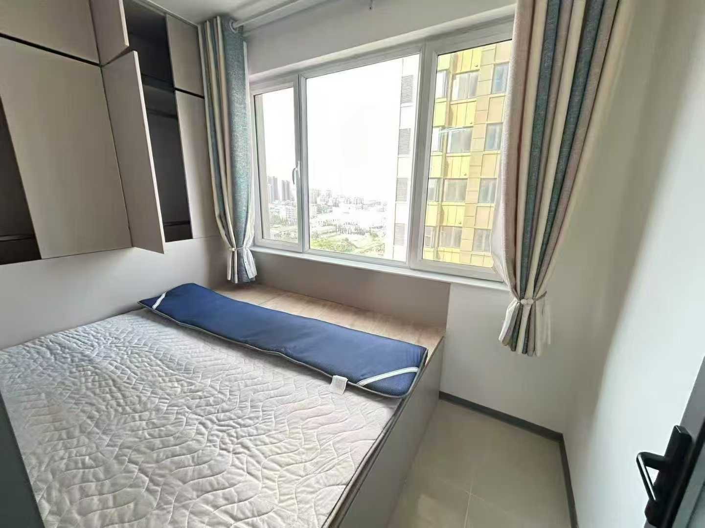 【出租】山偉學(xué)府兩室精裝修嘎嘎新家具家電齊全還能短租1000