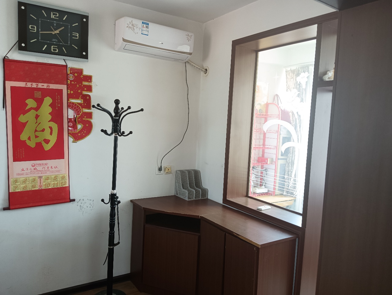 龍山路南月租550