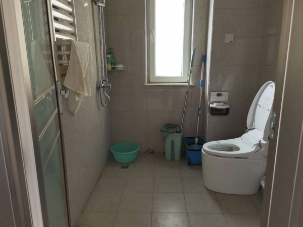 吉房出租家具家電齊全拎包入住電梯洋房