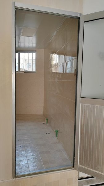 文登區(qū)永安街西臨街車庫(kù)出租