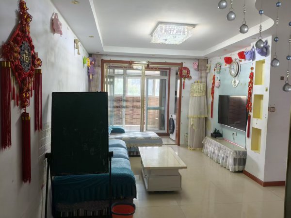 @出租1000/月，水榭花都電梯2室!