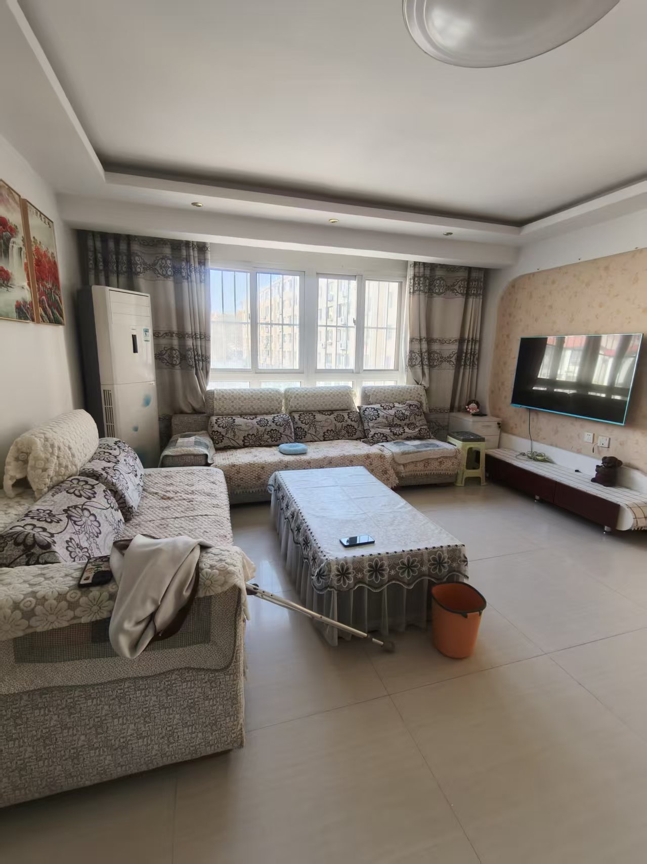 @出租:1100/月，文峰花園，3室