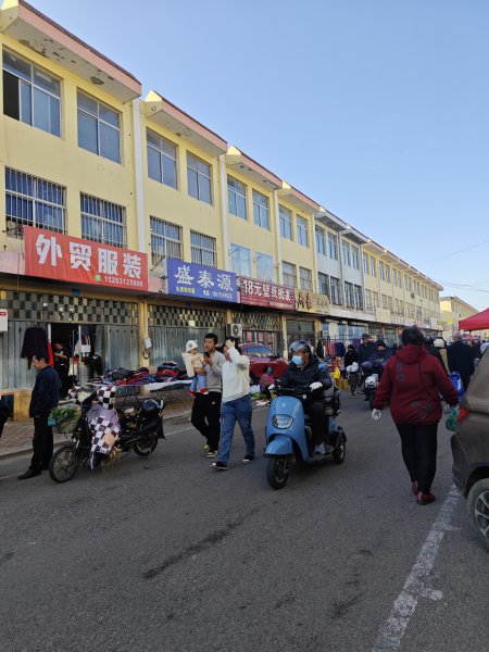 市里四層門(mén)市房出售，出租，便宜