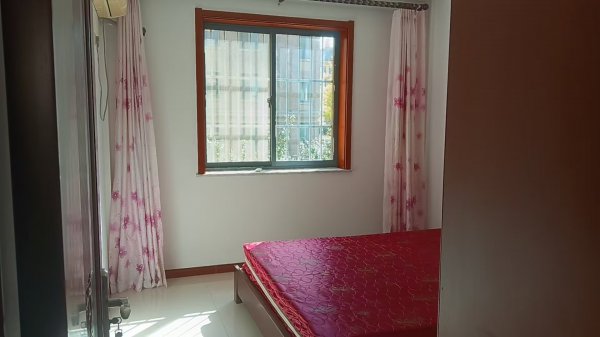 @900/月，人和國(guó)際，1樓