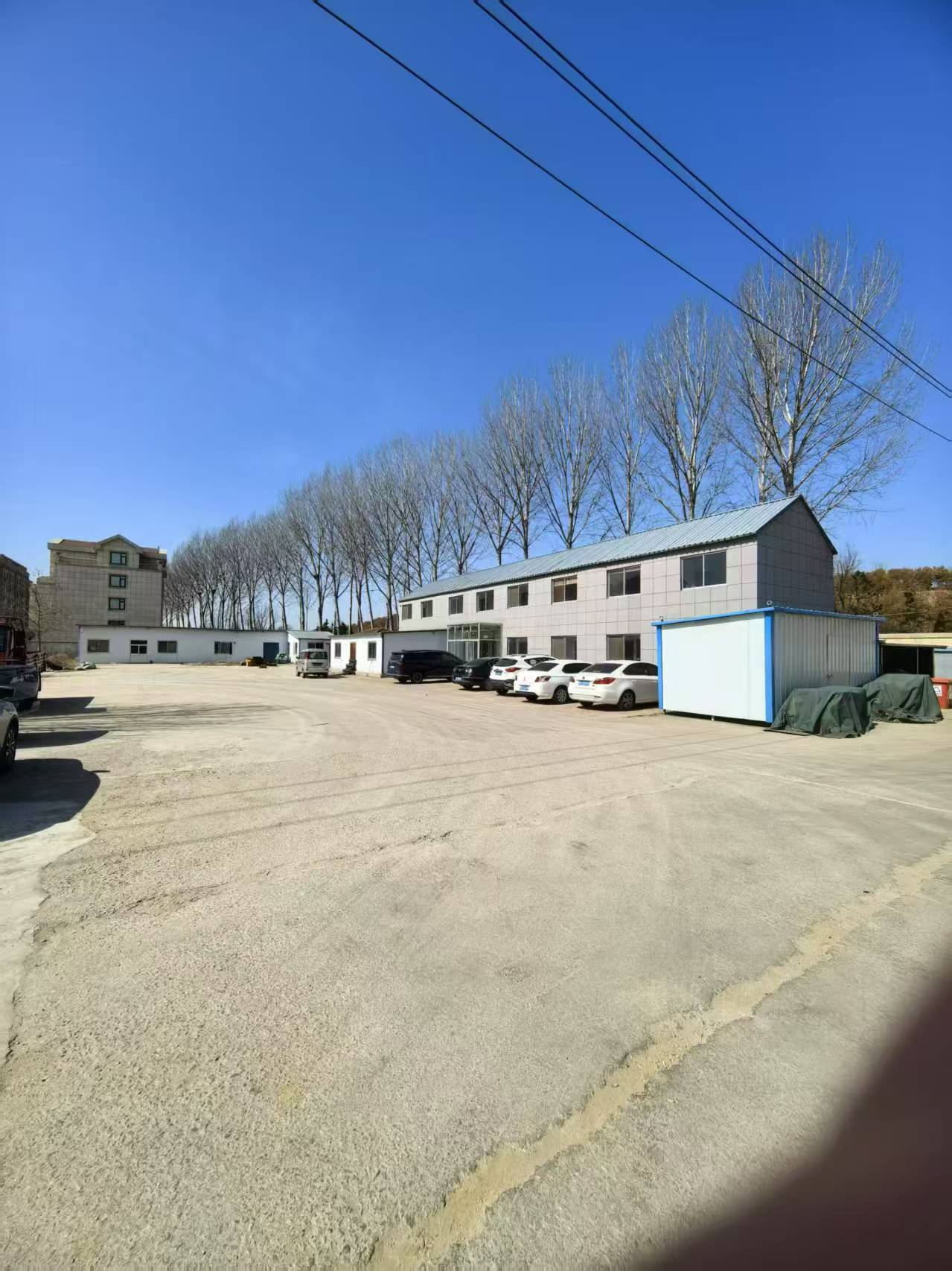 文登開發(fā)區(qū)廣州路東首路北二層樓及倉(cāng)庫(kù)出租