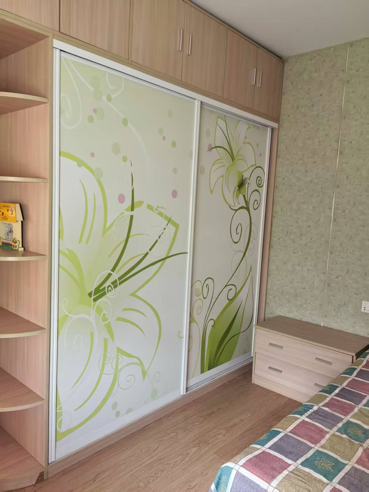 御林華府小區(qū)電梯房出租