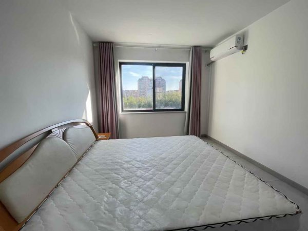 @900/月，老一中，路南2室