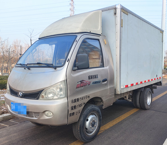 2018年8月3米3黑豹廂貨