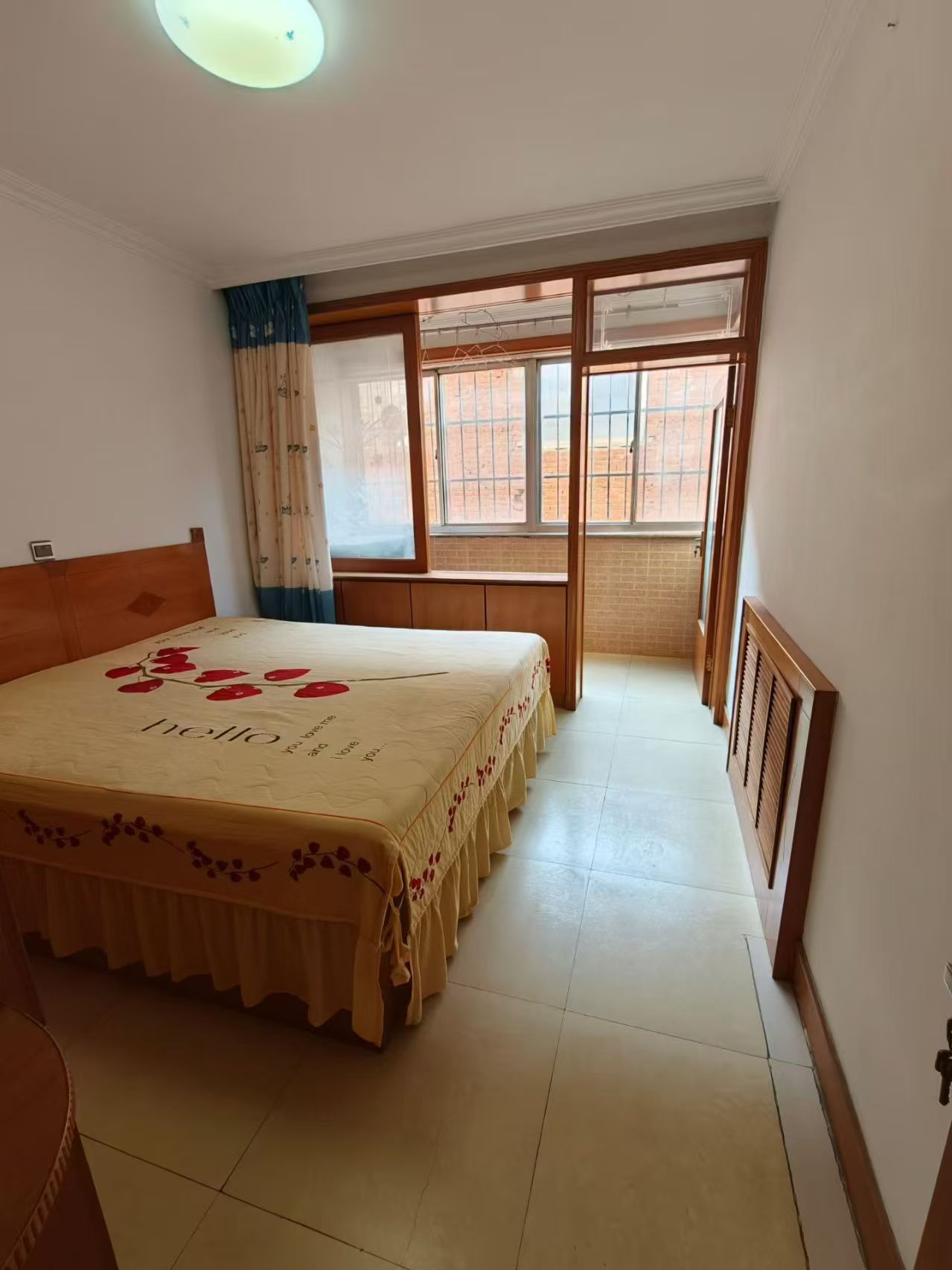 大潤(rùn)發(fā)北公安局家屬樓一樓澆筑樓96.84平兩室24.8萬(wàn) 大潤(rùn)發(fā)北公安局家屬樓一樓澆筑樓96.84平兩室24.8萬(wàn)