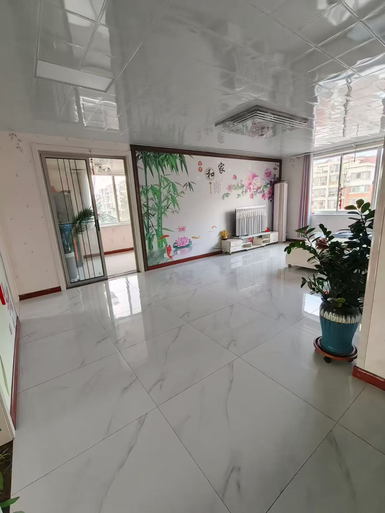 城北街澆筑樓146.5平三室兩衛(wèi)房主精裝34.8萬(wàn) 城北街澆筑樓146.5平三室兩衛(wèi)房主精裝34.8萬(wàn)