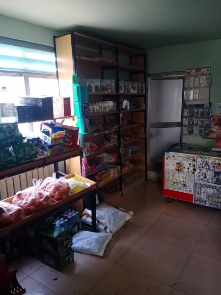 宋家街易家便利店加收發(fā)快遞