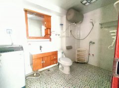 @出租:泰浩華居，3樓，900/月