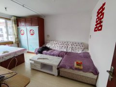 龍山路南路雙實驗書包住人四樓拎包入住66.28平6.8萬