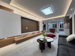 錦華茗邸雙陽(yáng)臺(tái)?飄窗126.71平四室兩衛(wèi)63.8萬(wàn)