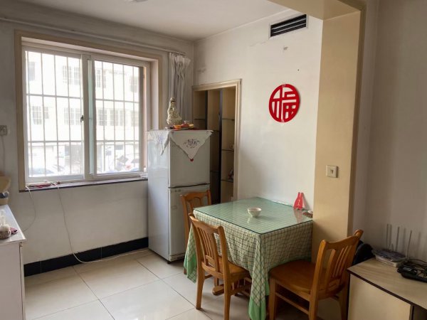 幾克臺(tái)一樓加車庫(kù)售