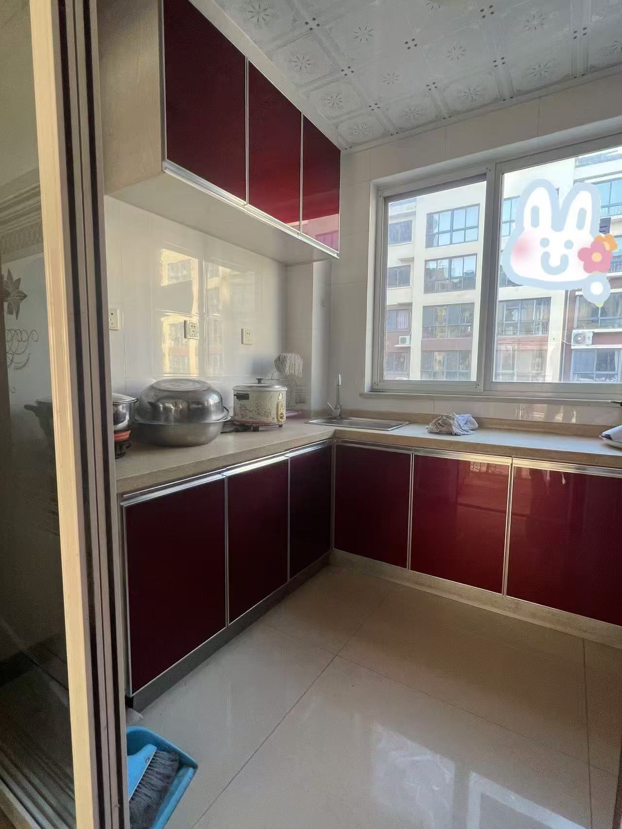 @出租:900，書香苑，3樓，2室