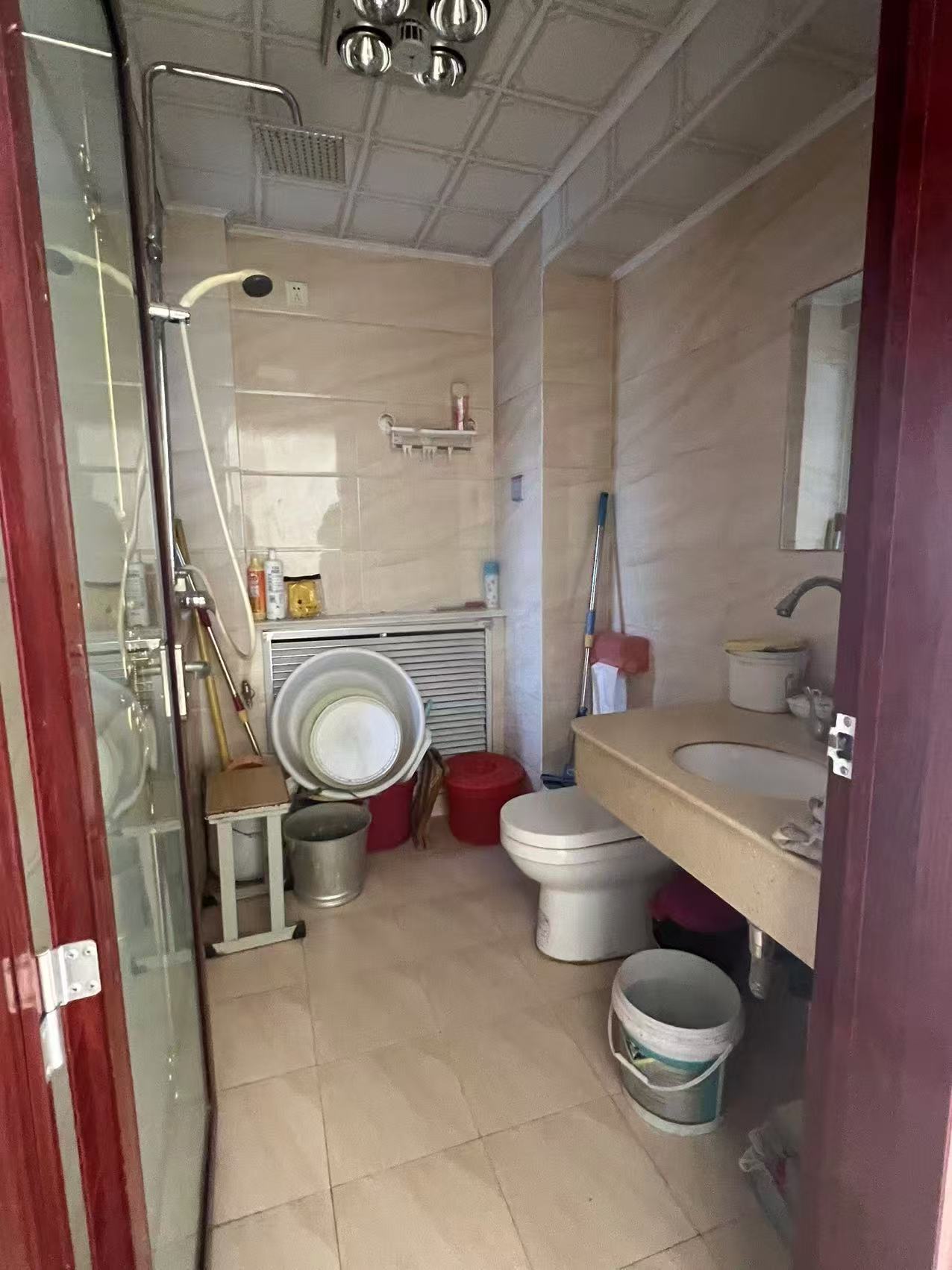 @出租:900，書香苑，3樓，2室