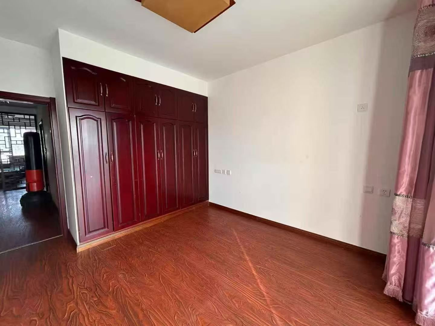 中央龍灣三室117平拎包入住49.8萬 中央龍灣三室117平拎包入住49.8萬