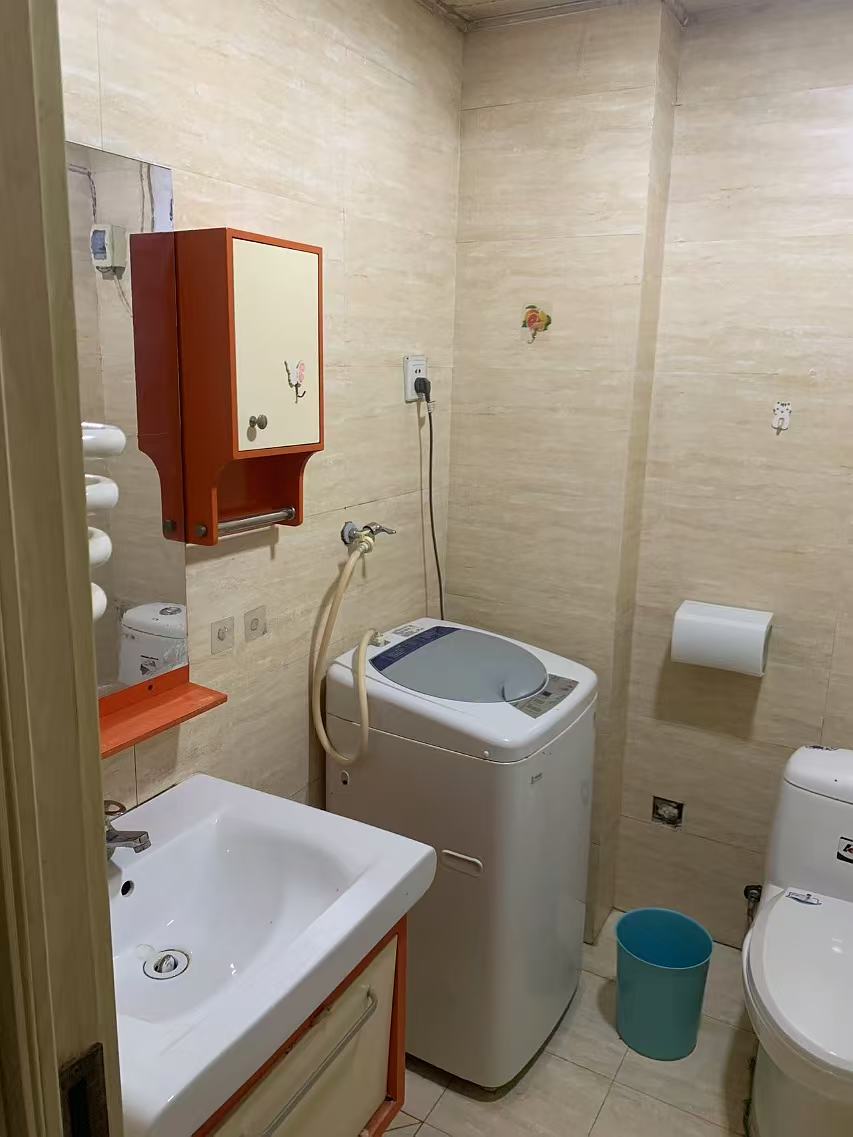 低價出租銀河世家公寓