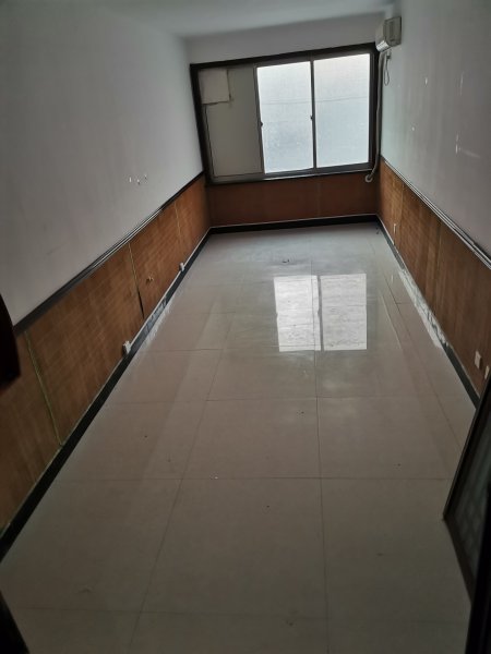 7天連鎖酒店樓下的臨街的門市房出租，30平80平200平任你