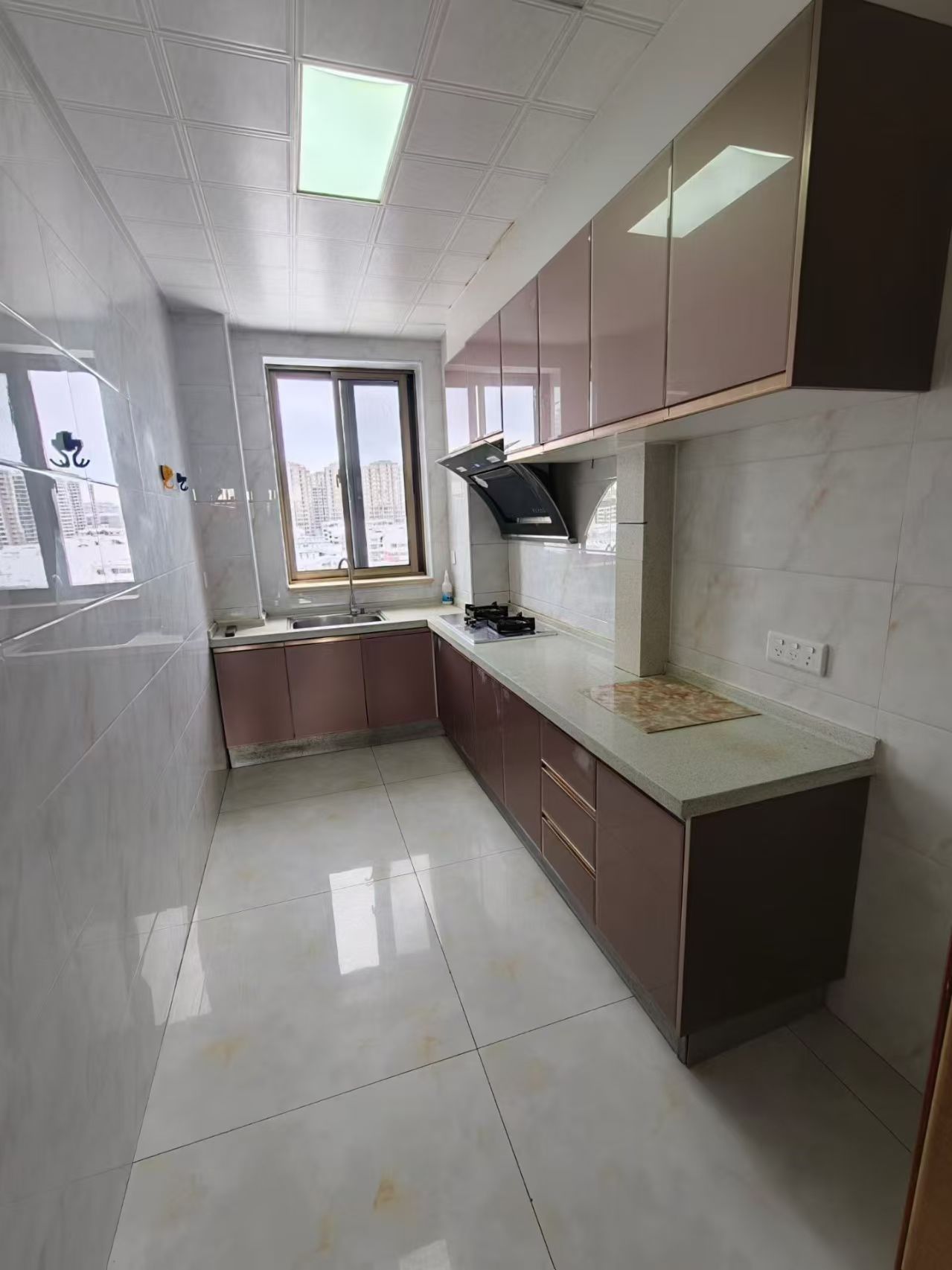 河景房涼水灣電梯鳳凰層102.51平兩室拎包入住45.8萬 河景房涼水灣電梯鳳凰層102.51平兩室拎包入住45.8萬