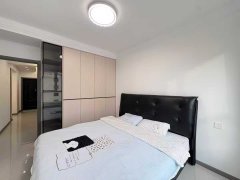 德紅世紀(jì)華府電梯22樓精美三室89.58平只要37萬(wàn)