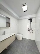 嘉和花園三樓109平三室還有個(gè)大車(chē)庫(kù)43.8萬(wàn)