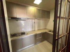 中央龍灣三室117平拎包入住49.8萬