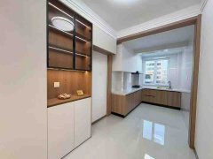 佳怡花園電梯洋房三室108.47平精裝修57.8萬(wàn)