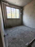 @9.9萬(wàn)，金嶺山莊一樓帶院!