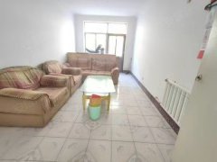 溫泉小區(qū)一樓帶院74.6平兩室19.8萬